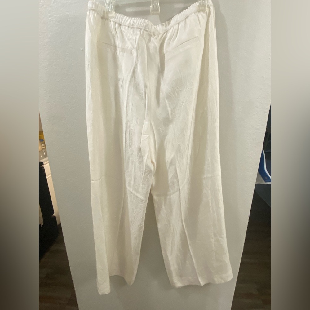 NWT J Crew Flowy, Lightweight White Cream Stratus Pant in Satin - Picture 6 of 8